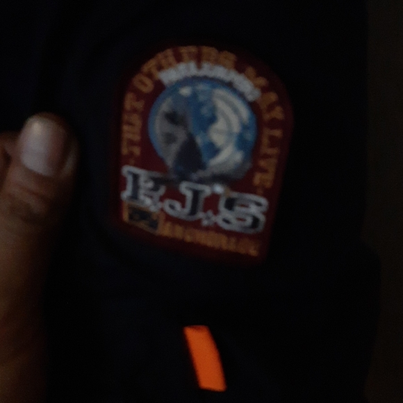 1200 - Picture 2 of 6